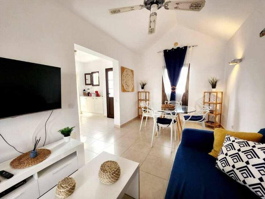 Apartament El Ron Ron De Fuerte Caleta De Fuste Zewnętrze zdjęcie